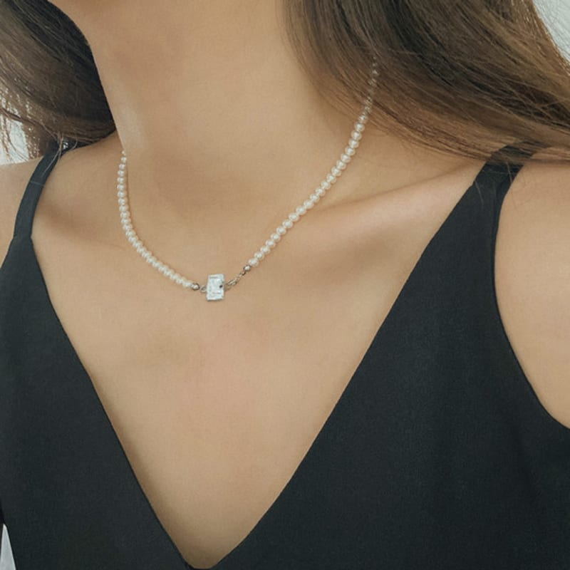 IBAE Symbol Pearl Necklace 4mm
