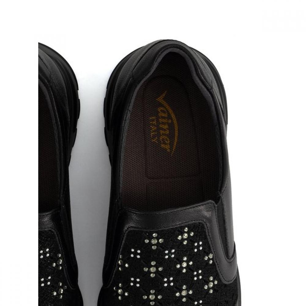 Vainer Women Punching Lightweight Slip On Black 171a0v1ba