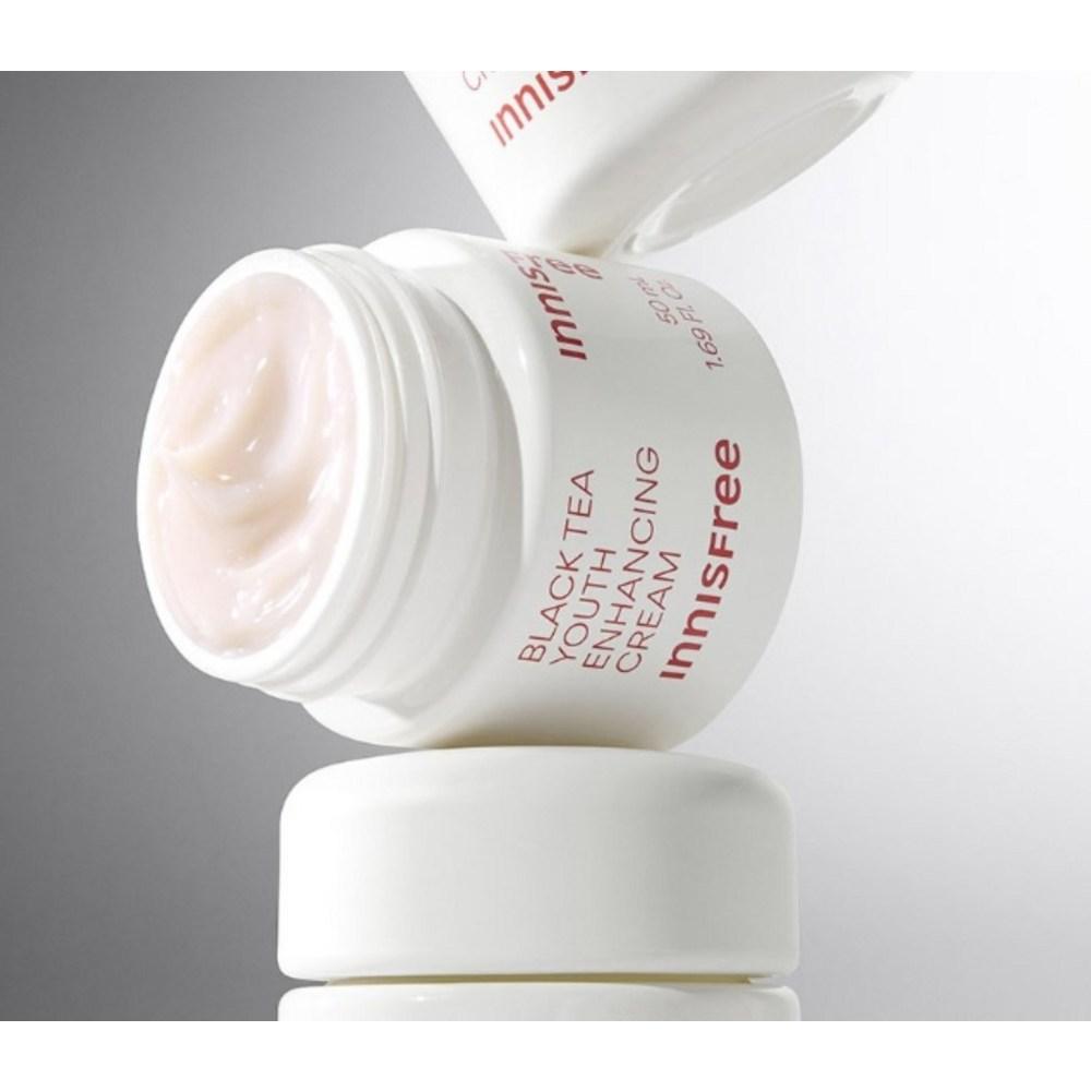 Innisfree Крем для повышения эластичности кожи Black Tea Youth, 50 мл, 2 шт.