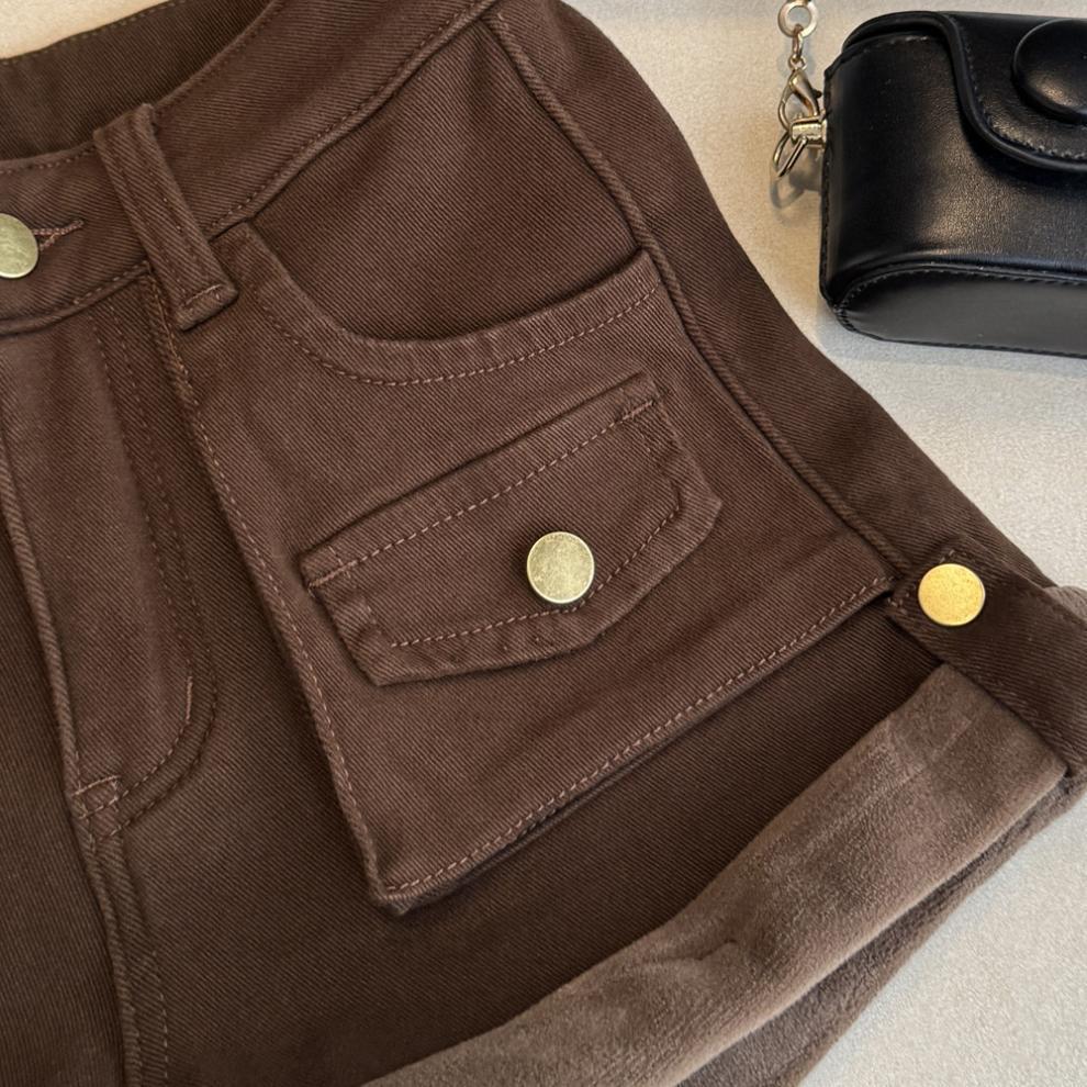 Autumn/Winter Plus Velvet High-Waisted Slimming A-Line Denim Shorts with Rolled Hem and Cargo Style