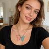 1 пара светящихся в темноте подвесок-бабочек на шею с деталью в виде магнитного сердца-застежки в подарок лучшей подруге