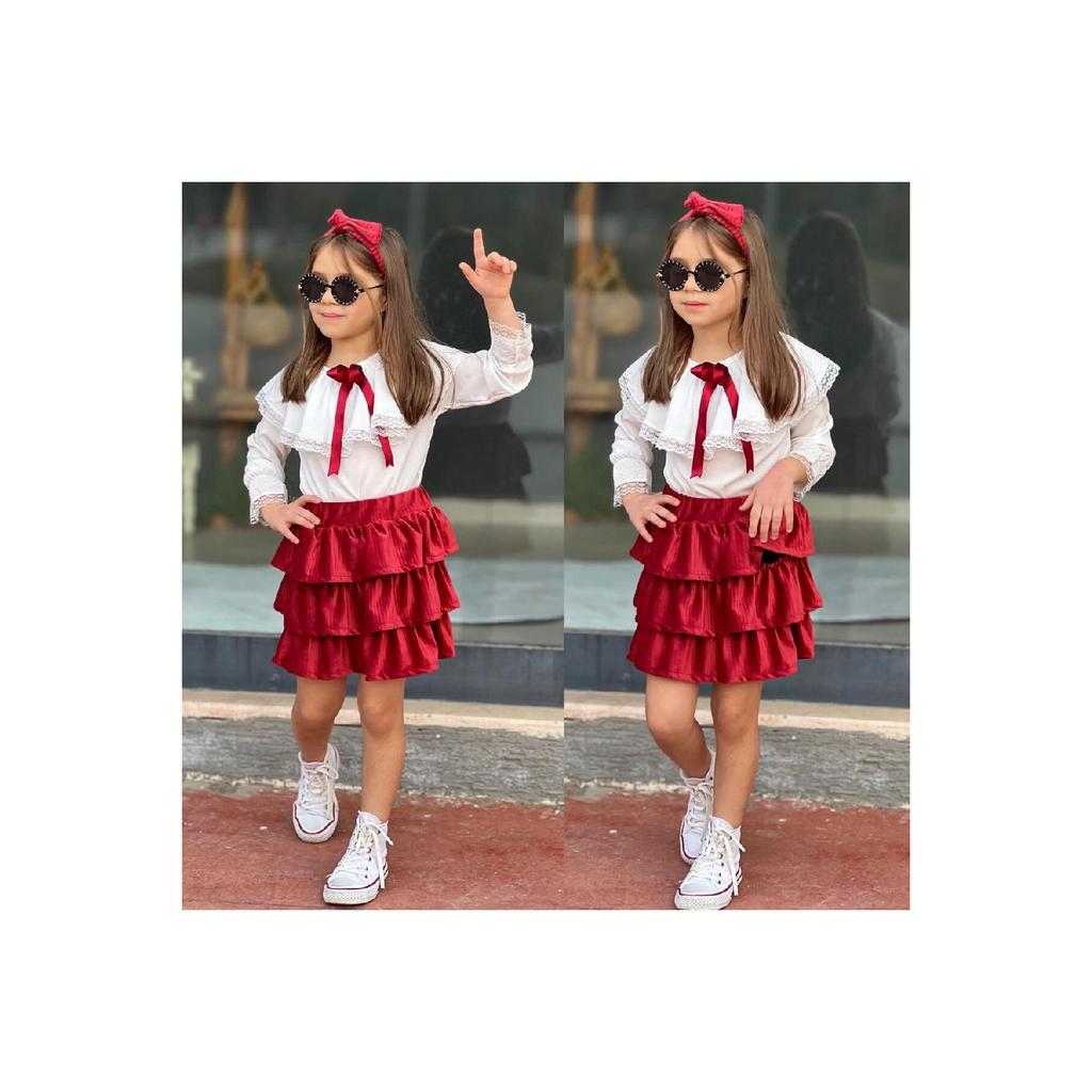 Девушка в юбке с оборками С оборками на кружеве Кружево сверху 2909