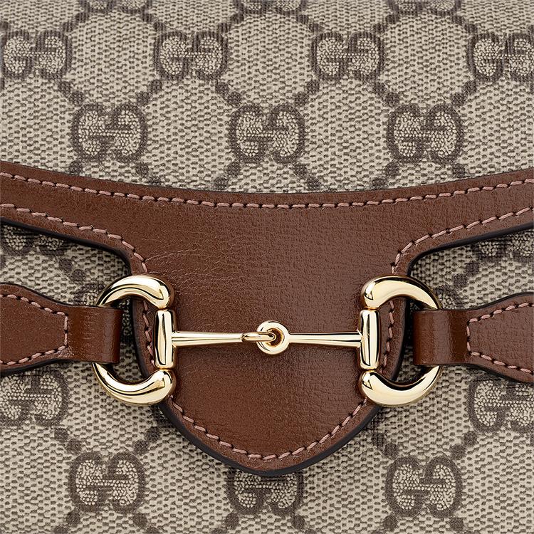 Gucci Мини-сумка через плечо с логотипом Horsebit 1955 из канвы и кожи, унисекс, коричневый эбеновый цвет, 699296-92TCG-8563