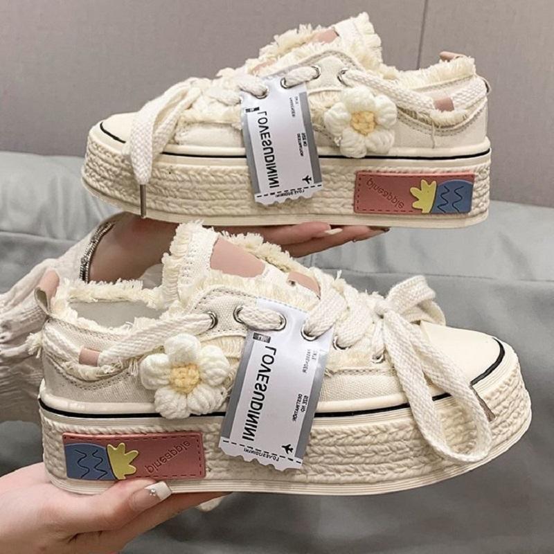 Классные парусиновые туфли на платформе, женские толстые кроссовки, красные туфли, уличный стиль, женские дизайнерские кроссовки с цветочным принтом, потертые туфли