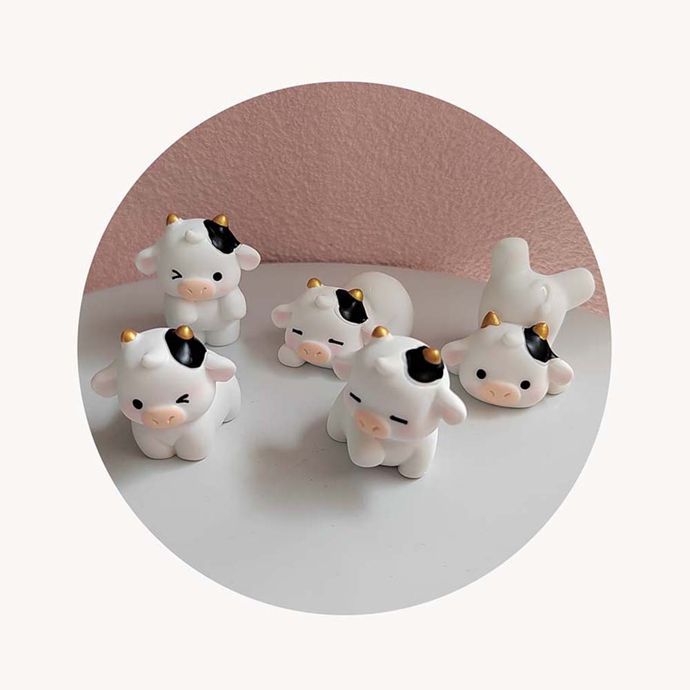 100pcs Mini Resin Cows Flat Back Animals Cartoon Figurines DIY Miniature Cabochon Craft Play Doll House Toy Accessories