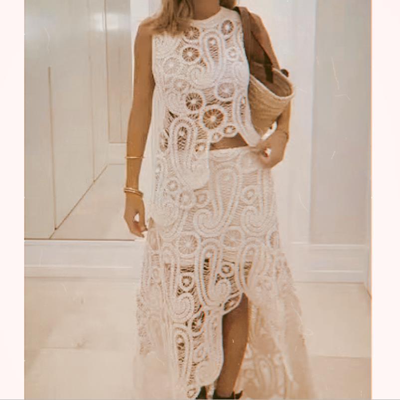 European & American Women's Fashion 2023: Wool Skirt & Navel T-Shirt Set