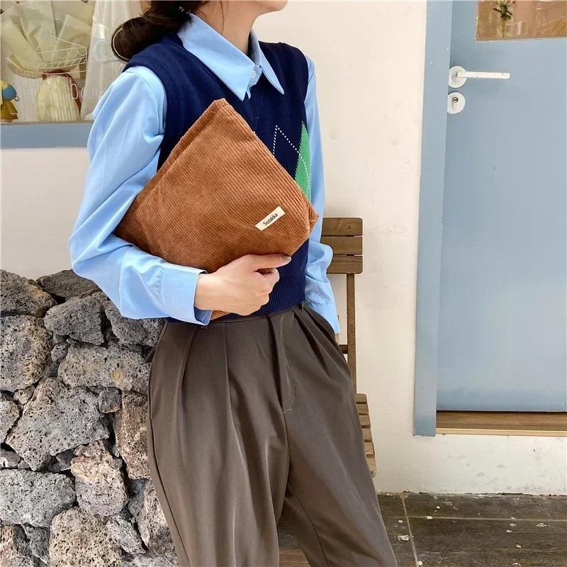 Вельветовая косметичка женская большой вместимости для помады, кистей для макияжа, переноски макияжа и мобильного телефона, однотонные сумки для хранения