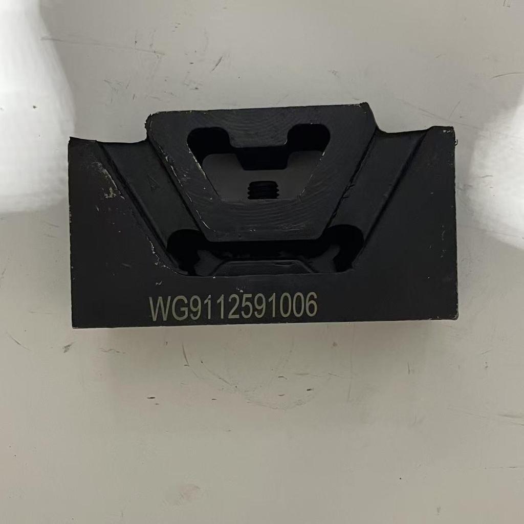 Подушка кронштейна крепления заднего двигателя Golden King WG9112591006