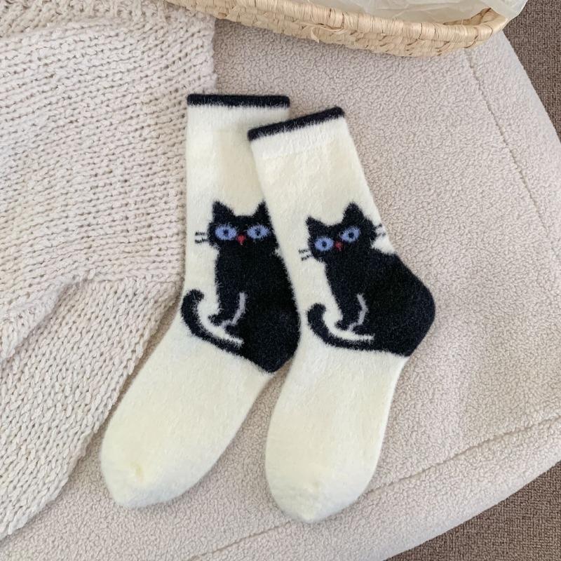 Thick and Fleece Embroidered Cat Long Socks for Autumn and Winter, Cute Fleece Thick and Warm Women's Socks, Australian Fleece Sleep Socks