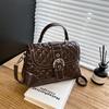 New retro diamond handbag light luxury fashion belt buckle saddle bag texture shoulder messenger bag
