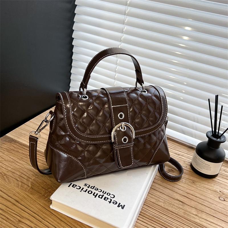 New retro diamond handbag light luxury fashion belt buckle saddle bag texture shoulder messenger bag