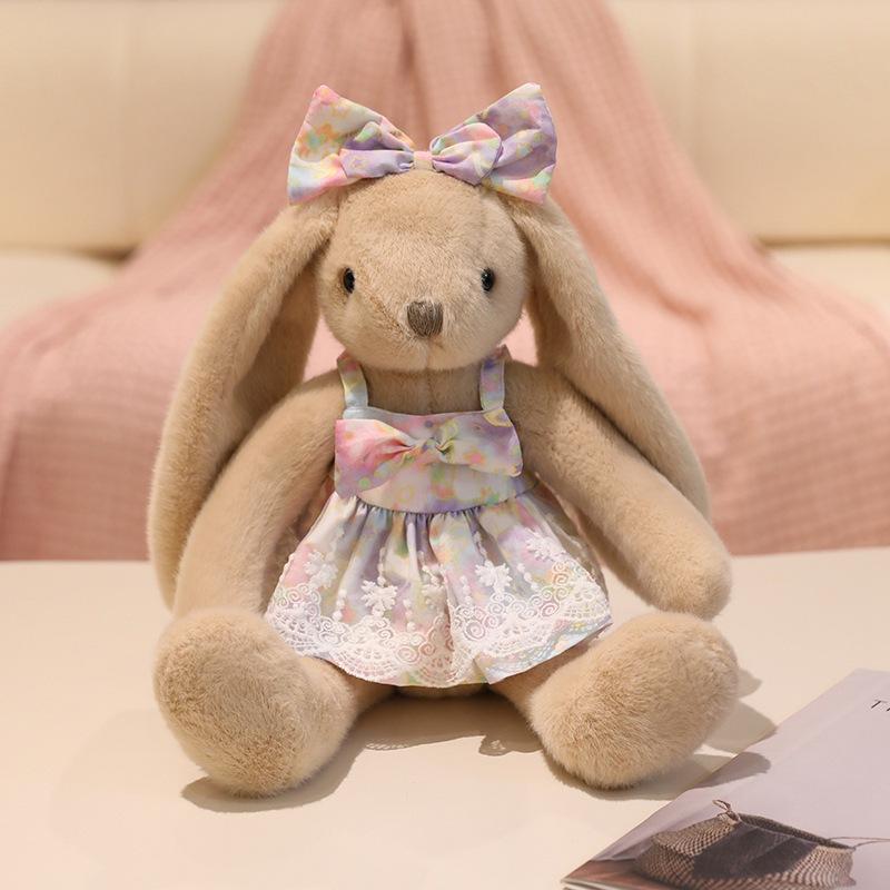 Милая сладкая юбка с цветами, плюшевая игрушка-кролик, одевающая маленькую куклу-белого кролика, девочка, успокаивающая тряпичная кукла