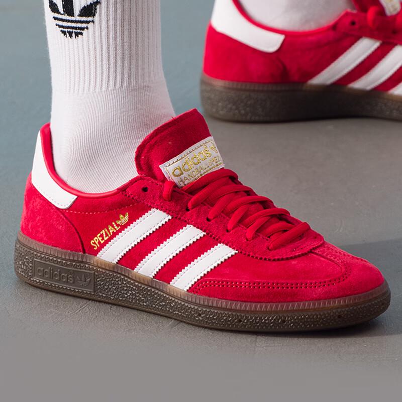 Adidas Originals Unisex Lightweight Low-Top Casual Sneakers