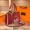 W. D. POLO, художественный дизайн в национальном стиле, новинка 2023, легкая роскошная сумка для мамы, большая вместительная легкая роскошная красная сумка с вышивкой Lotus
