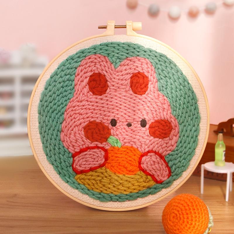 Набор для вышивания русской гладью своими руками: Набор шерстяной живописи "Орнамент для пары"