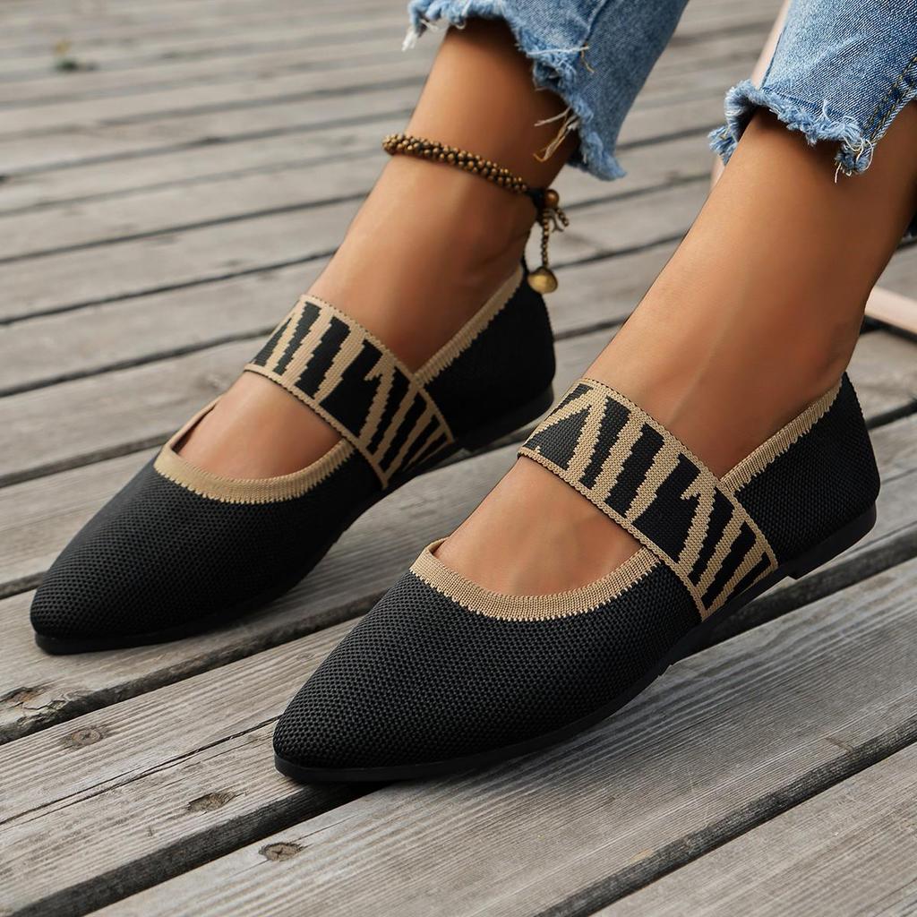European & American Retro Pointed Toe Women's Slip-On Loafers - Breathable, Low-Cut, Color Block Design