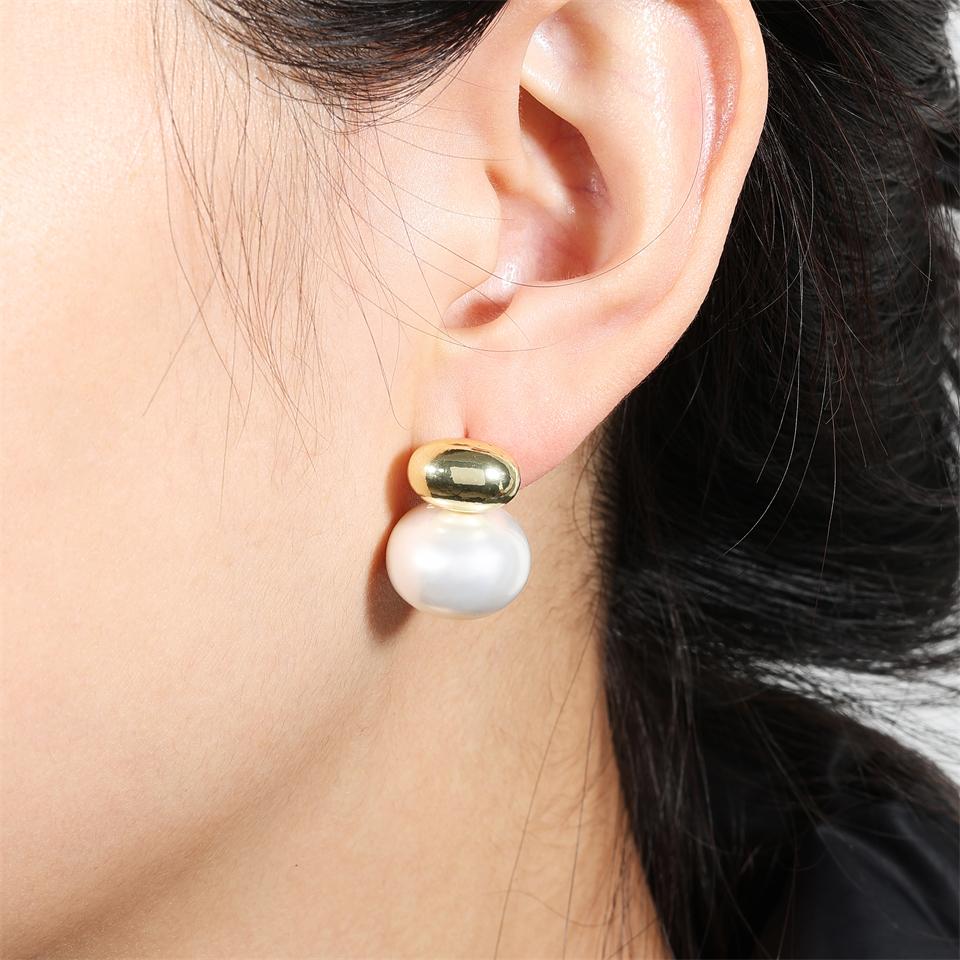 Fashion Oval Imitation Pearl Stud Earrings for Women Geometric Cubic Zirconia Elegant Bridal Earring Wedding Jewelry