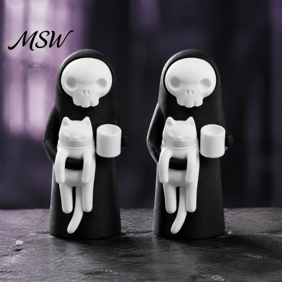 Novelty Gift for Collectors 2Pcs 3D Printed Cartoon Reaper Figurine with Cat, Cute Black And White Desktop Creative Halloween Table Centerpiece