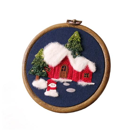 Light-up Christmas Embroidery Kit Snowman Christmas Tree Hand Embroidery Starter Kit with String Lights Hoop Threads Needles Fabric DIY Embroidery