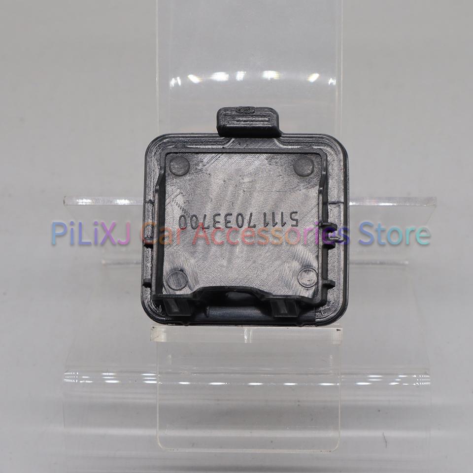 Auto Parts For BMW 5 Series E60 525i 528i 530i 535i 545i 2004-2007 51117111787 Front Bumper Tow Hook Eye Cover Cap Hauling Lid