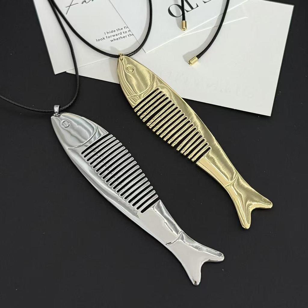 Korean Style Exquisite Fish Pendant Necklace - Versatile, High-End Fashion Sweater Chain