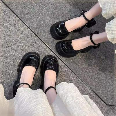 Жемчужные туфли из маленькой кожи женские весна и осень 2025 новая платформа с юбкой высокий каблук туфли-лодочки толстый каблук французские туфли Мэри Джейн