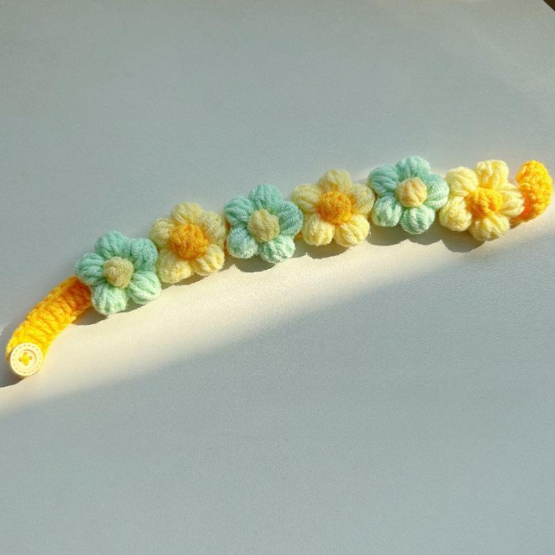 Pet Handmade Three-dimensional Yarn Flower Collar Cute Scarf Decorative Accessories Dog Cat
