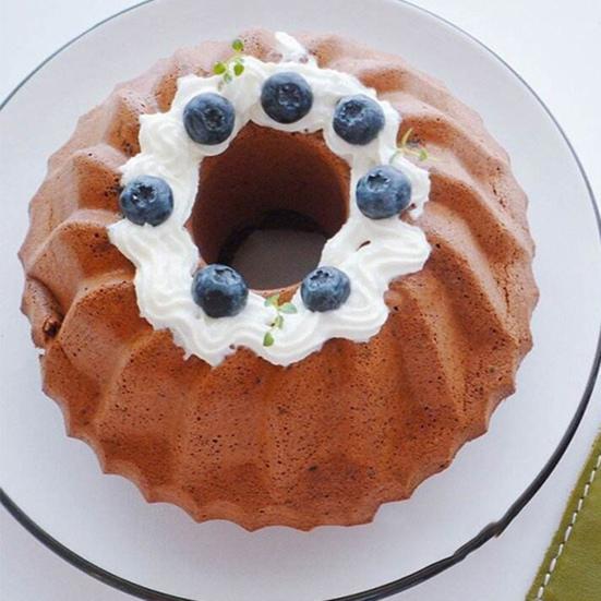 Форма для кекса с антипригарным покрытием, 9,5-дюймовая круглая рифленая трубчатая форма из углеродистой стали для кексов, форма для выпечки желе, желатина, шоколадного пудинга, прочная форма для выпечки