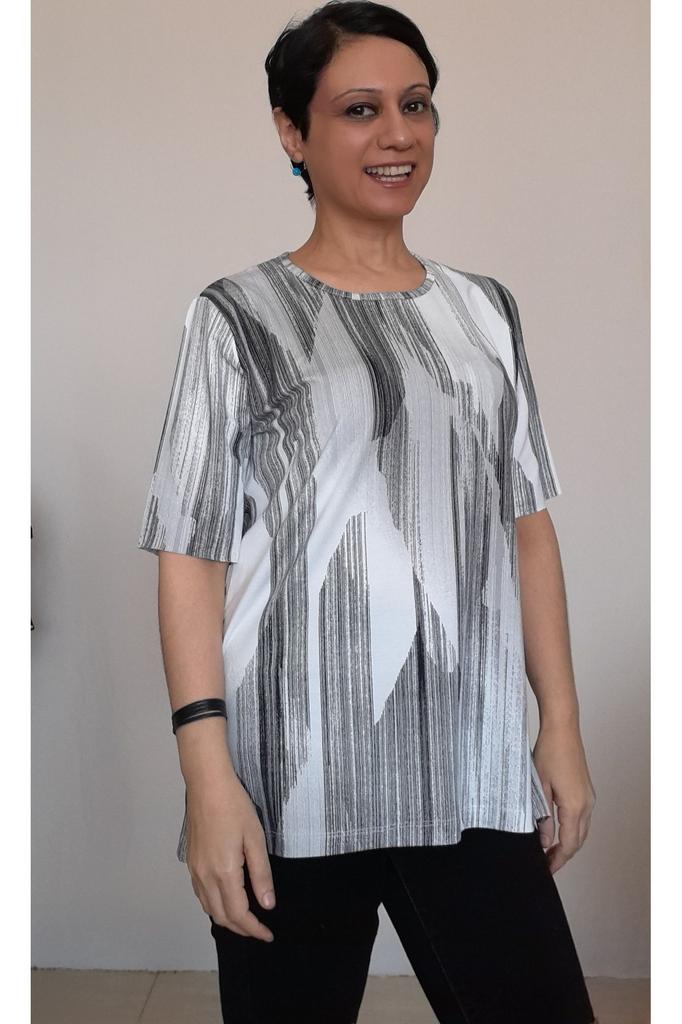 Женская стильная футболка большого размера с круглым вырезом, белая, черная, с рисунком, футболка из чесаного хлопка и вискозы