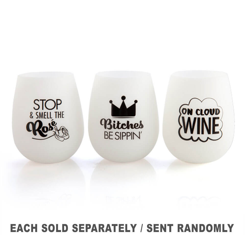 Бокал для вина, светящийся в темноте