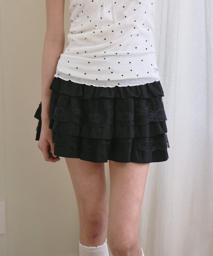 The Green Lab Lace Tiered Mini Skirt [Black]