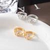 Корейские минималистичные серьги-гвоздики в виде четырехлистника из циркония со стразами