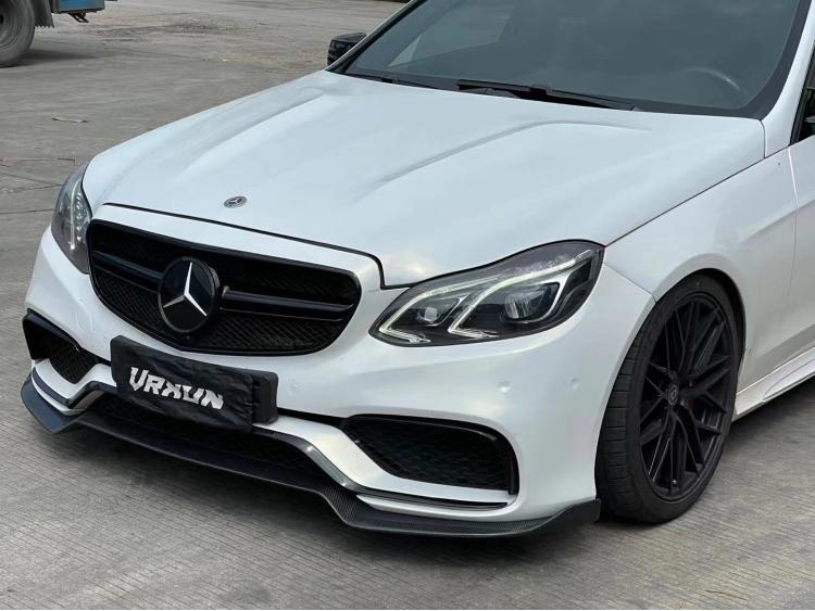 Mercedes-Benz E-Class W212 E63 Комплект обвеса из углеродного волокна: Передний и задний бамперы, Передний сплиттер, Пороги, Задний диффузор, Заднее антикрыло, Капот.