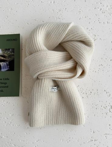 Scarf women's new winter small Korean atmosphere knitted wool warm short scarf no pilling