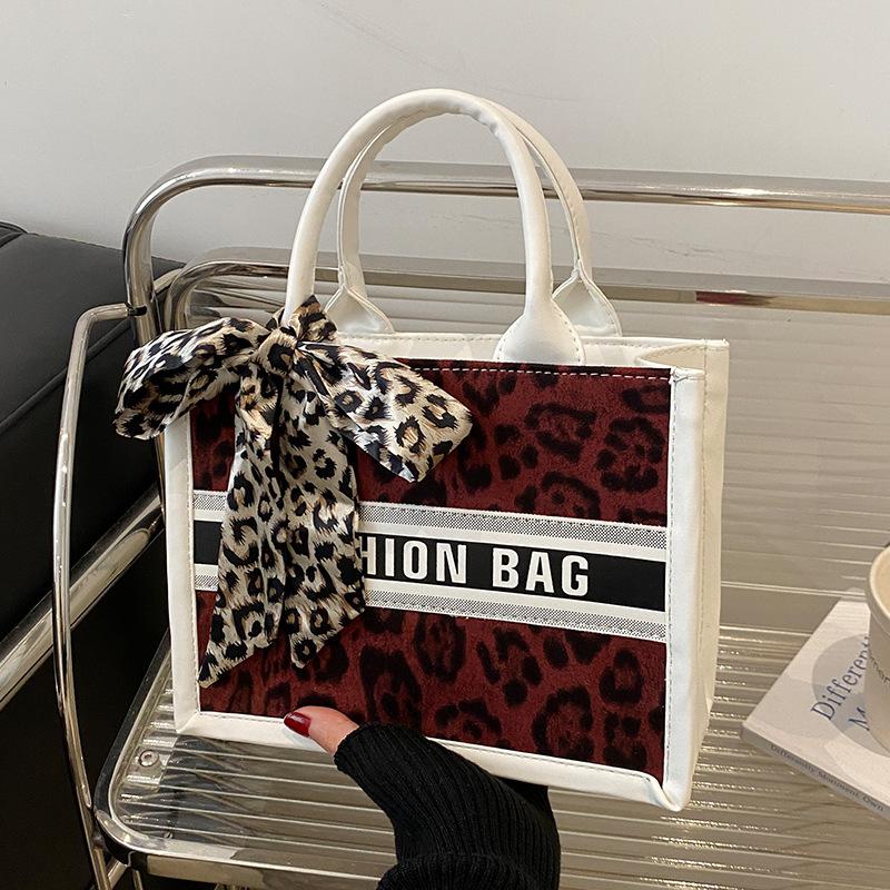 Новые модные трендовые сумки, сумки большой вместимости, сумки для шопинга и путешествий, сумки на плечо, квадратные сумки, женские сумки