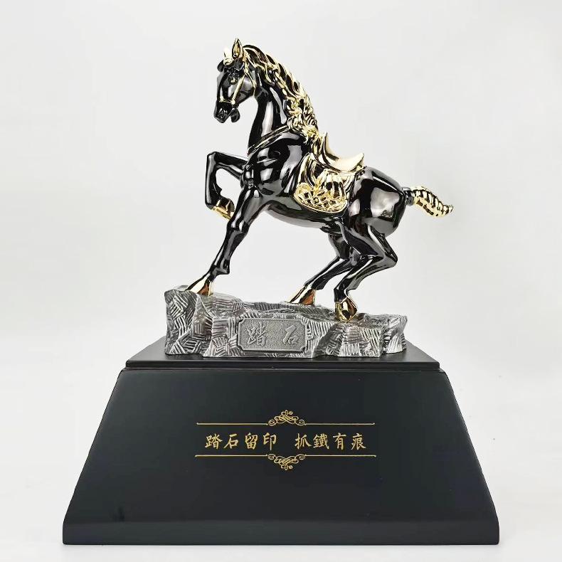Alloy Horse Zodiac Stepping Stone Chinese Style Home/Office Decor New Year Gift for Banks Insurance Companies Prosperous