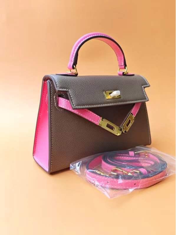 Женская знаковая сумка-тоут в стиле колор-блок Осень/Зима 2025
