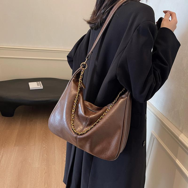 Ретро простая дизайнерская сумка женская большой вместимости 2025 новая повседневная универсальная сумка через плечо рабочая сумка-тоут