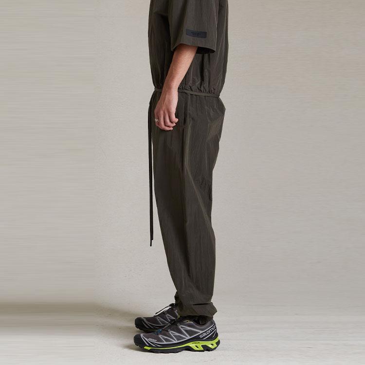 Fear of God Essentials Складчатые нейлоновые спортивные штаны Черные Мужские Низ 130SP244240F