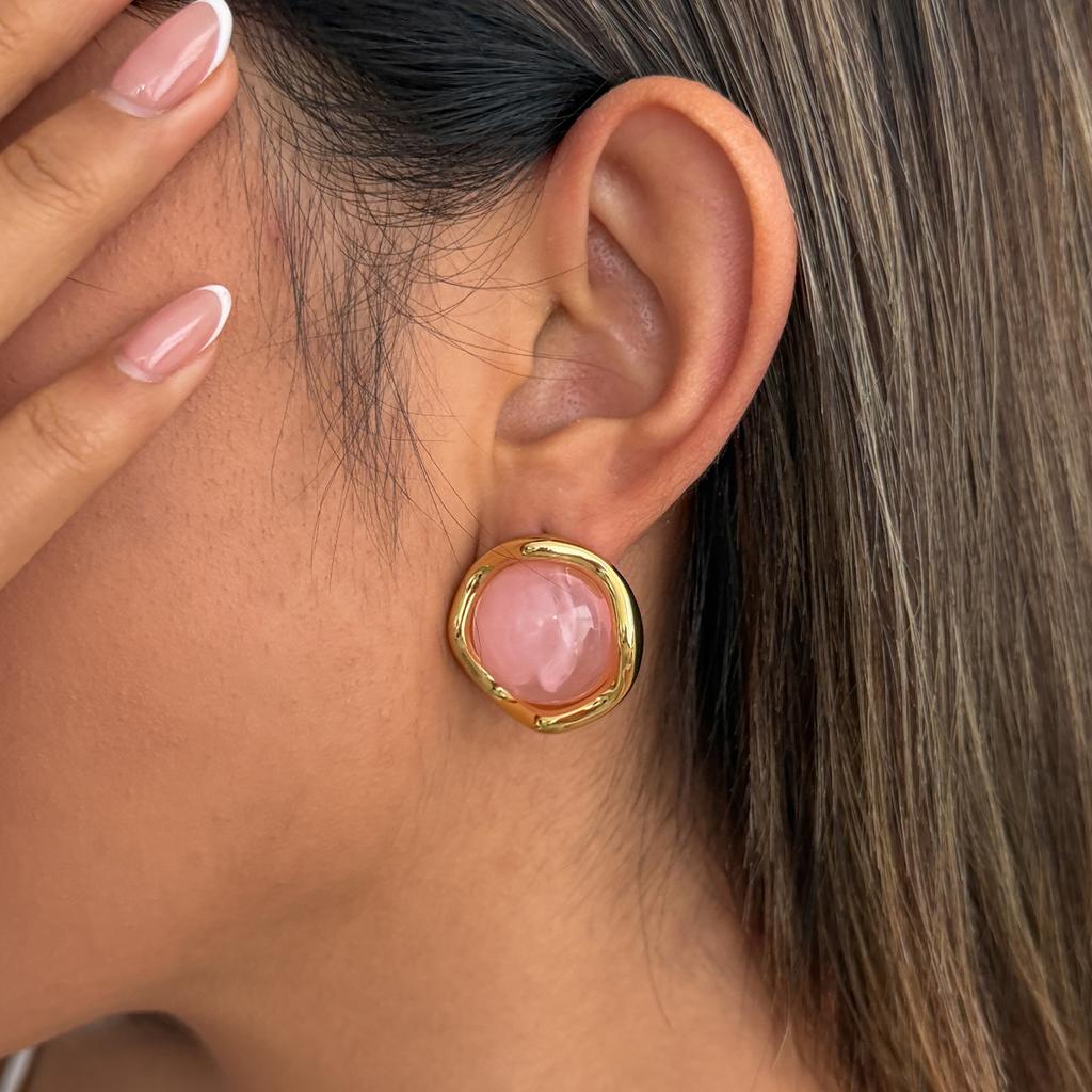 Salircon Vintage light Brown White Pink Resin Stud Earrings Women 18K Gold Plated Stainless Steel Piercing Ear Accessory Jewelry