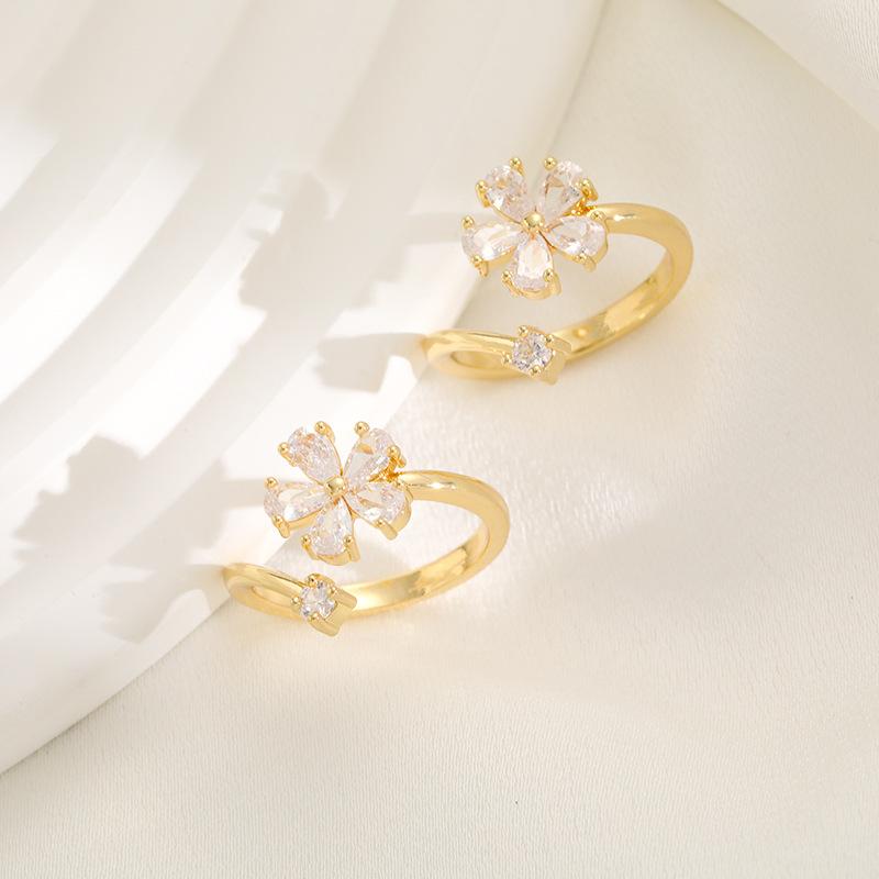 Japan and South Korea fresh and sweet flower ring fashion temperament zirconium inlaid small fragrant wind ring trend exquisite copper jewelry