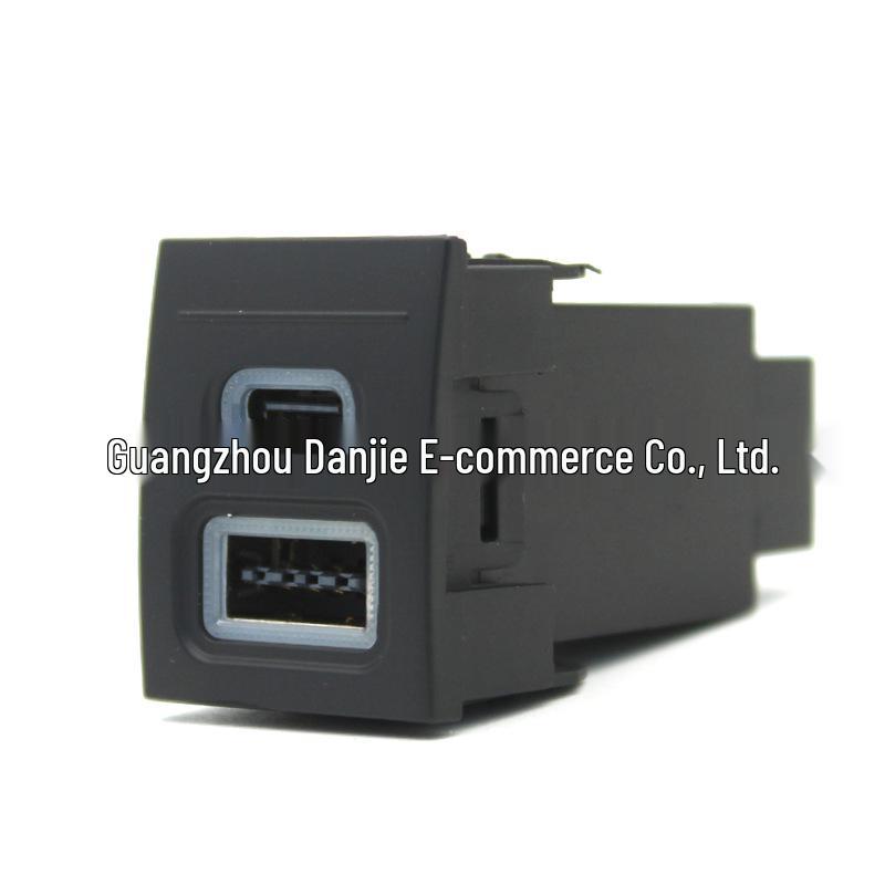 Совместимо с моделями Volkswagen POLO 04-11: Розетка с быстрой зарядкой USB QC3.0C + Type-C.