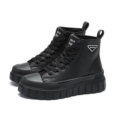 Стильные черные женские короткие сапоги на платформе 2024 года — увеличенная высота, повседневный и спортивный крой