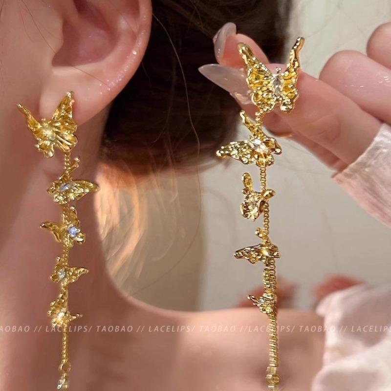 Серьги-пусеты из серебра 925 пробы с цирконом и жемчугом, женские, легкая роскошь, нишевые, высококлассные, в виде бабочек, универсальные, темпераментные