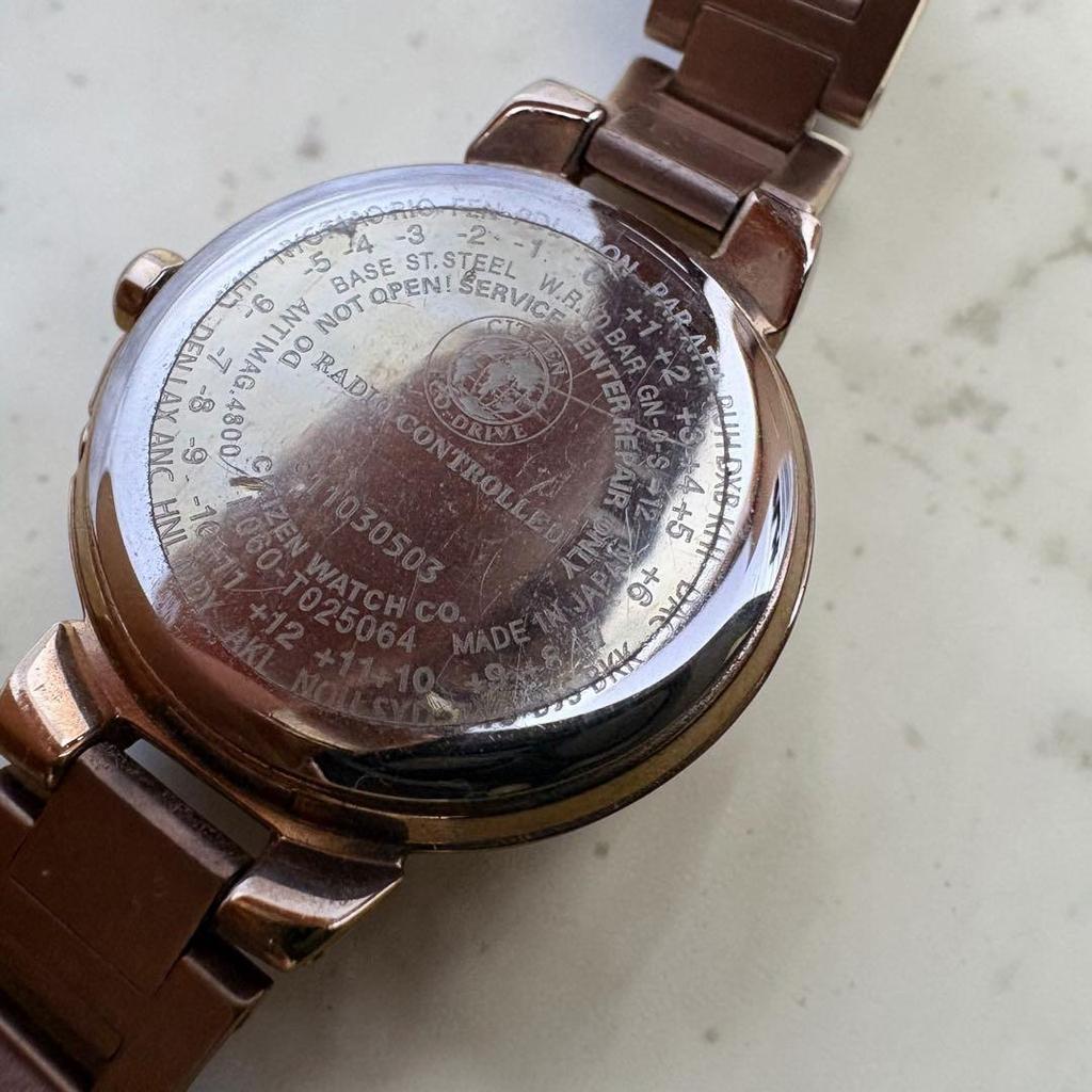 Б/у Рабочий предмет Citizen xC Eco Drive розово-золотые наручные часы с коробкой, доступны дополнительные рамки