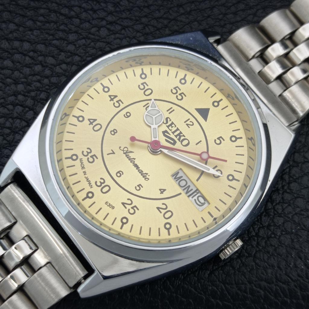АВТОМАТИЧЕСКИЕ ВИНТАЖНЫЕ ОТРЕМОНТИРОВАННЫЕ МУЖСКИЕ ЧАСЫ SEIKO 5 ЯПОНИЯ ЗОЛОТОЙ ЦИФЕРБЛАТ a444823-1