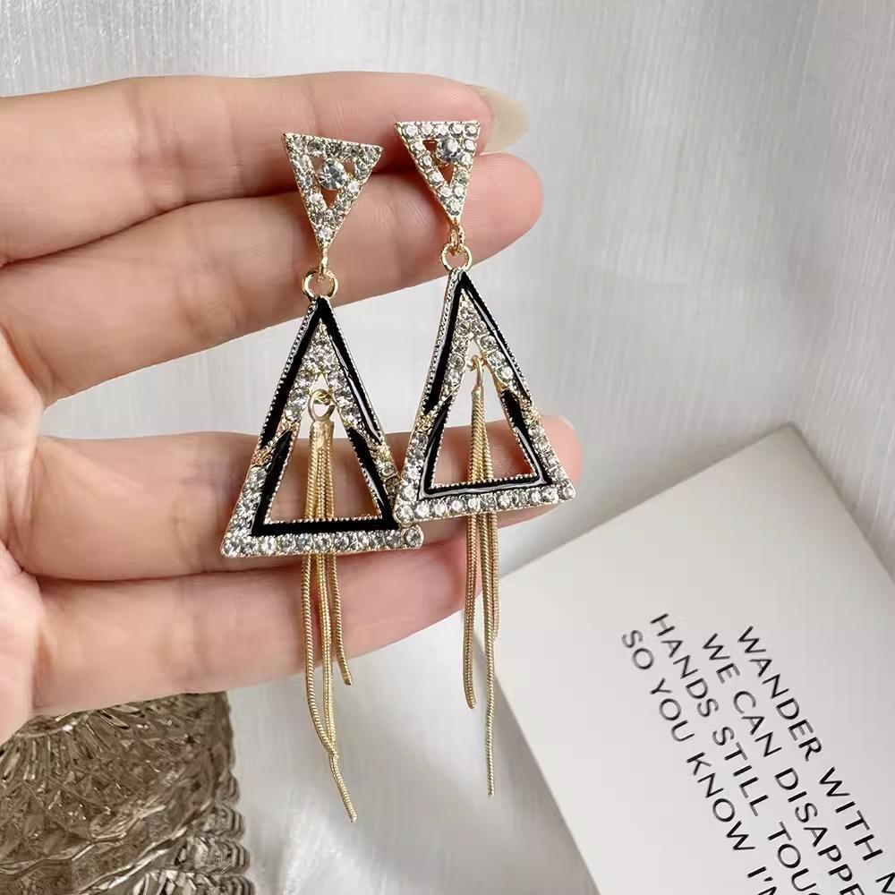 Геометрические серьги-кисточки Trend Temperament Тонкие серьги-украшения для ушей Женская мода Длинная версия