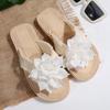 Flower Decor Beach Flip Flops for Women Summer 2025 Lightweight Anti Slip Outdoor Slippers Woman Fashion Clip Toe Flat Sandals