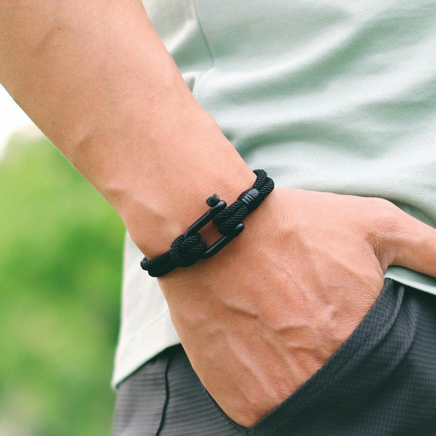 Fashion Mens Bracelet Grade A 4mm Thread Wrap Braclet Outdoor Survival Braslet Locomotive Cool Riding Hand Accessories Pulseria