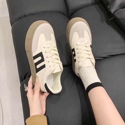 Весенние Новые Женские Спортивные Туфли на Шнуровке Большого Размера Женские Кроссовки Смешанных Цветов Женская Мода Универсальные Плоские Повседневные Кроссовки